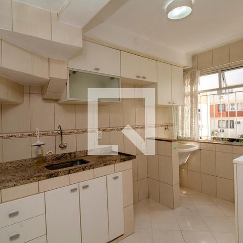 Apartamento à venda com 60m², 2 quartos e 2 vagas Apartamento à venda com 60m², 2 quartos e 2 vagasCozinha