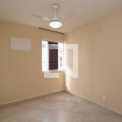 Apartamento à venda com 60m², 2 quartos e 2 vagas Apartamento à venda com 60m², 2 quartos e 2 vagasQuarto 2