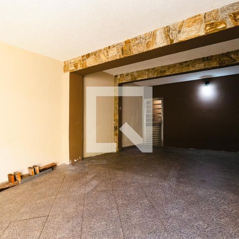 Casa à venda com 300m², 4 quartos e 3 vagasGaragem