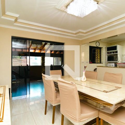 Casa à venda com 300m², 4 quartos e 3 vagasSala de Jantar