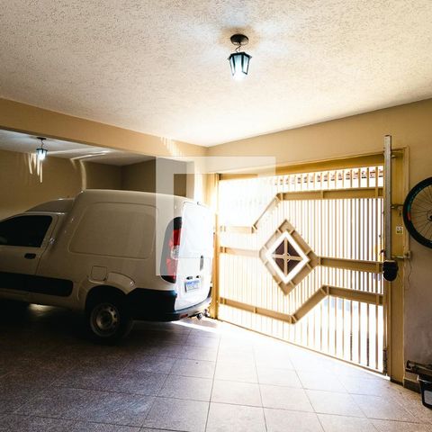 Casa à venda com 300m², 4 quartos e 3 vagasGaragem
