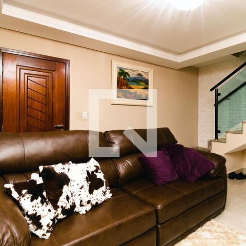 Casa à venda com 300m², 4 quartos e 3 vagasSala