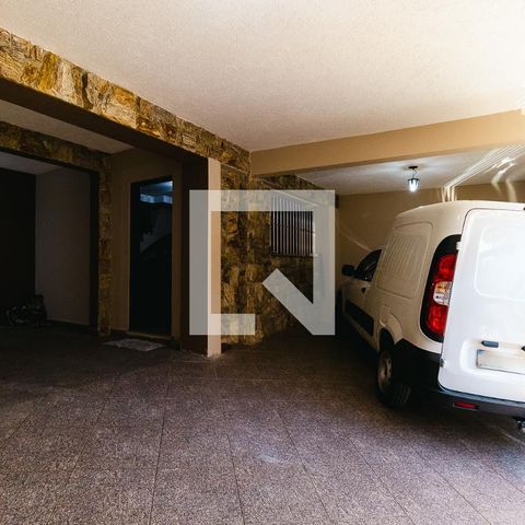 Casa à venda com 300m², 4 quartos e 3 vagasGaragem