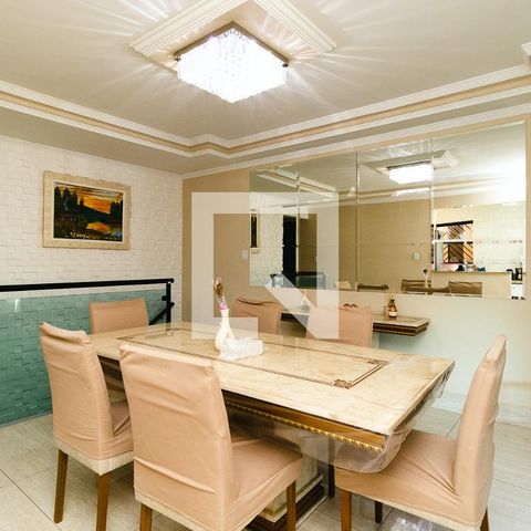 Casa à venda com 300m², 4 quartos e 3 vagasSala de Jantar