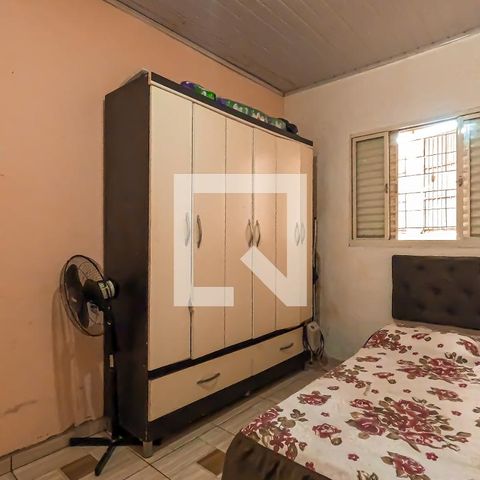 Casa à venda com 149m², 3 quartos e 2 vagasQuarto 1