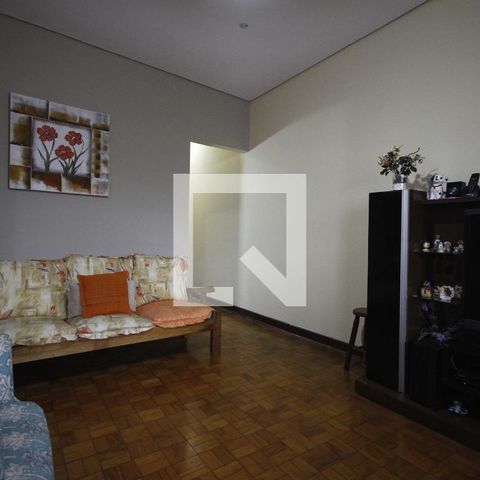Casa à venda com 91m², 3 quartos e sem vagaSala