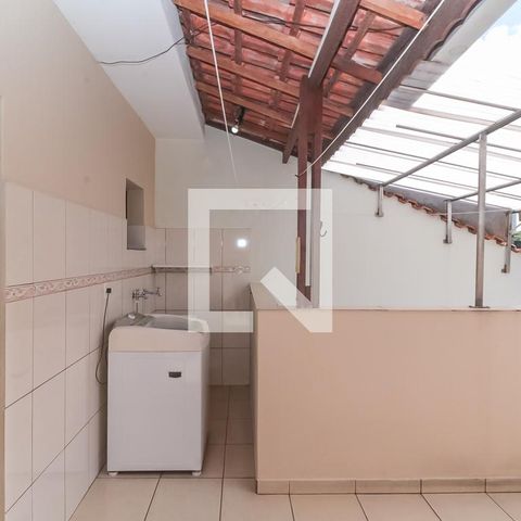 Casa à venda com 125m², 3 quartos e 4 vagas Casa à venda com 125m², 3 quartos e 4 vagasÁrea de Serviço