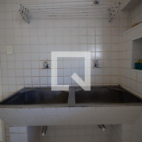 Casa à venda com 350m², 5 quartos e 10 vagasÁrea de Serviço
