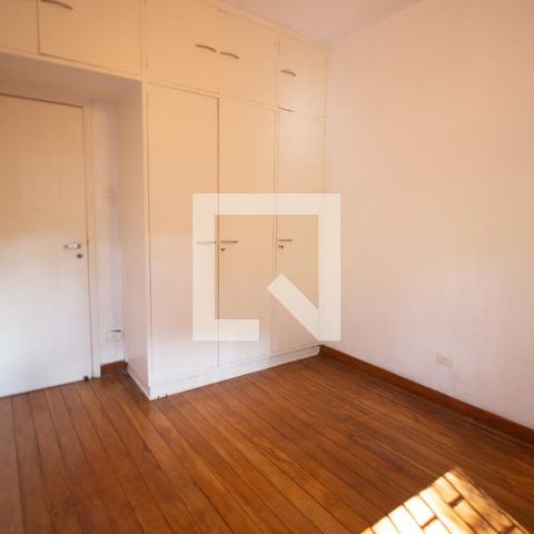 Casa à venda com 350m², 5 quartos e 10 vagasQuarto 2