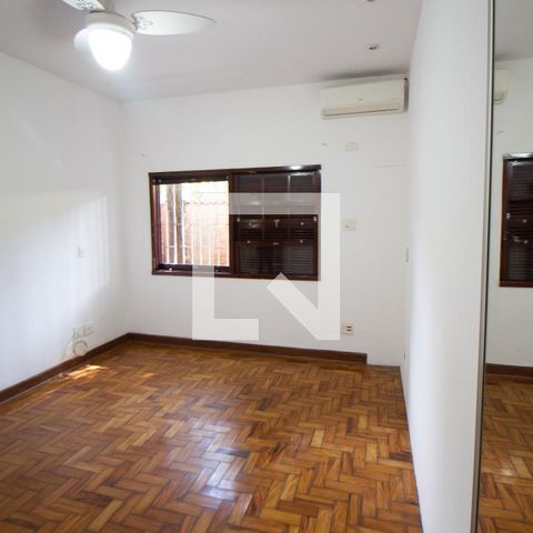 Casa à venda com 350m², 5 quartos e 10 vagasQuarto 3