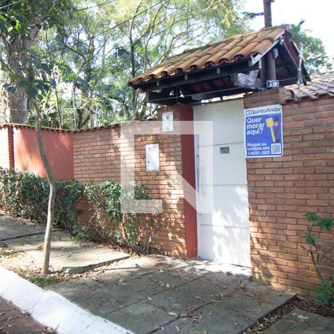 Casa à venda com 350m², 5 quartos e 10 vagasFachada