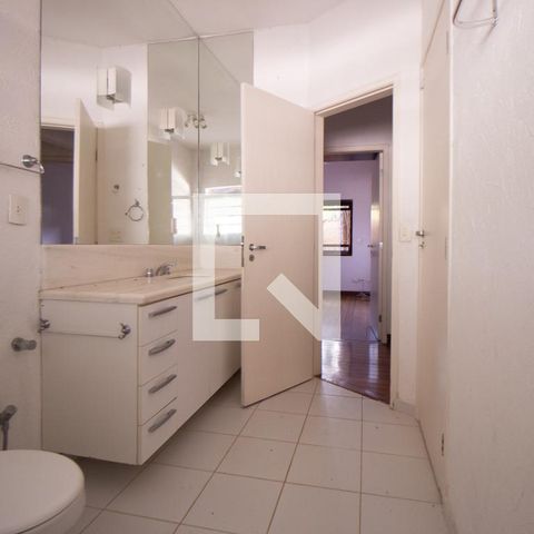 Casa à venda com 350m², 5 quartos e 10 vagasBanheiro