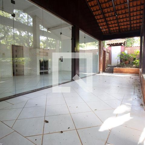 Casa à venda com 350m², 5 quartos e 10 vagasÁrea comum