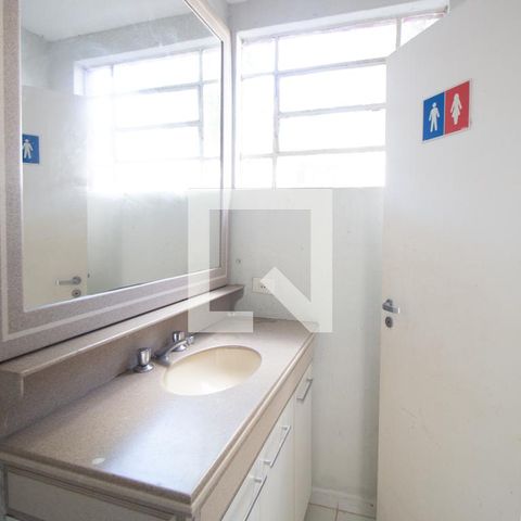 Casa à venda com 350m², 5 quartos e 10 vagasBanheiro