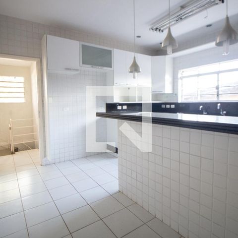 Casa à venda com 350m², 5 quartos e 10 vagasBanheiro