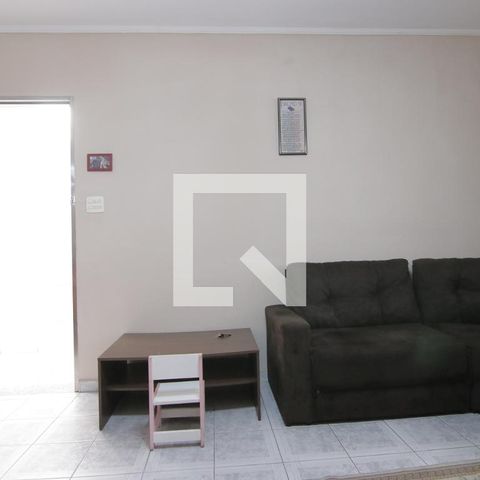 Casa à venda com 158m², 4 quartos e 2 vagasSala