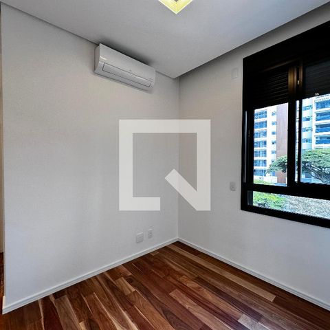 Apartamento à venda com 157m², 3 quartos e 2 vagasSuíte 1
