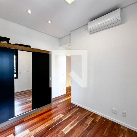 Apartamento à venda com 157m², 3 quartos e 2 vagasSuíte 1