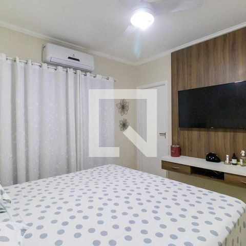 Casa à venda com 180m², 2 quartos e 4 vagasQuarto 1 - Suíte