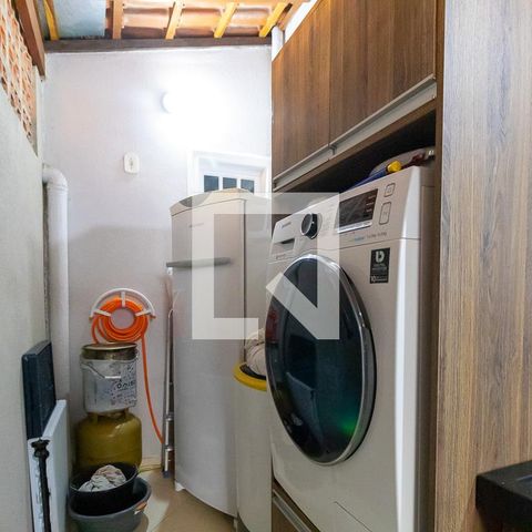 Casa à venda com 180m², 2 quartos e 4 vagasÁrea de serviço