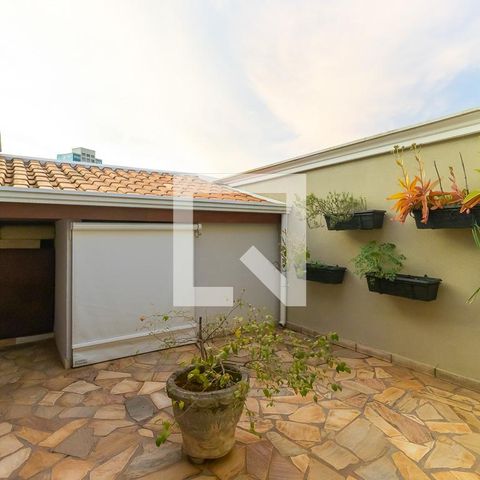 Casa à venda com 180m², 2 quartos e 4 vagasCanil