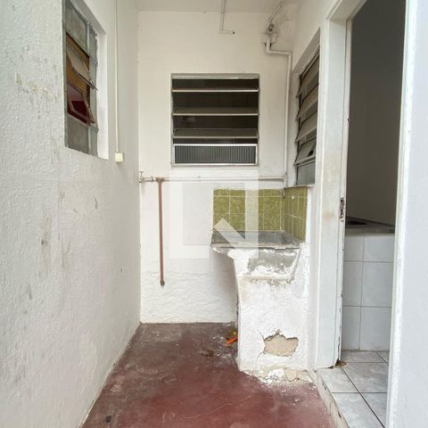 Casa à venda com 35m², 1 quarto e sem vagaÁrea de Serviço