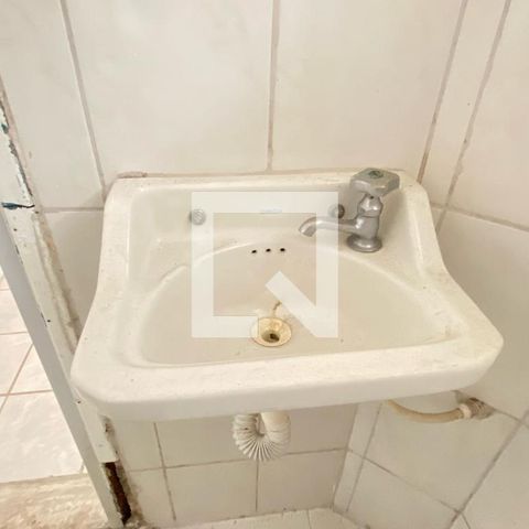 Casa à venda com 35m², 1 quarto e sem vagaBanheiro 