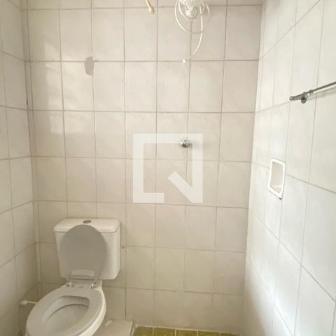 Casa à venda com 35m², 1 quarto e sem vagaBanheiro 
