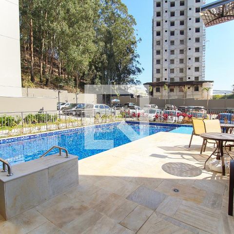 Apartamento à venda com 43m², 2 quartos e sem vagaPiscina