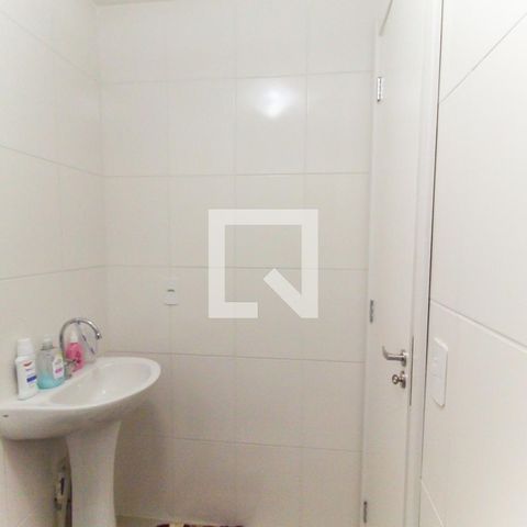 Apartamento à venda com 43m², 2 quartos e sem vagaBanheiro
