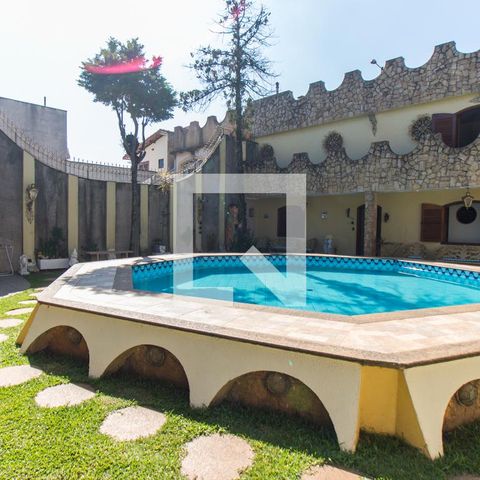 Casa à venda com 500m², 4 quartos e 3 vagasQuintal