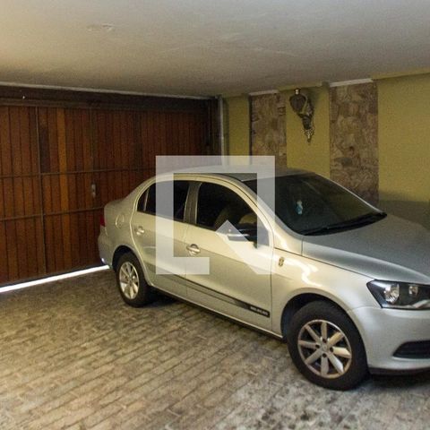 Casa à venda com 500m², 4 quartos e 3 vagasGaragem