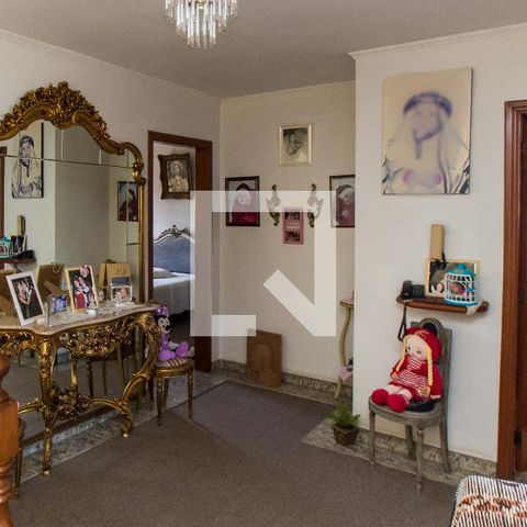 Casa à venda com 500m², 4 quartos e 3 vagasHall  