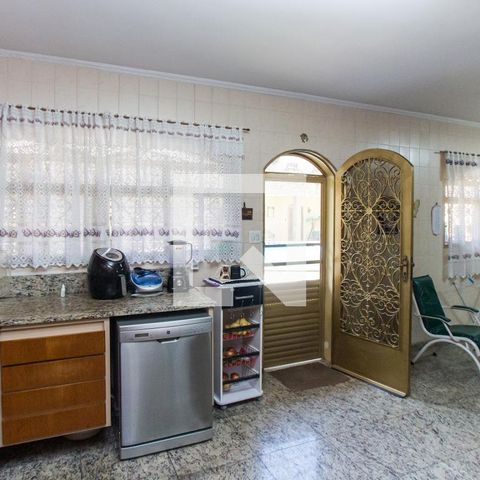 Casa à venda com 500m², 4 quartos e 3 vagasCozinha