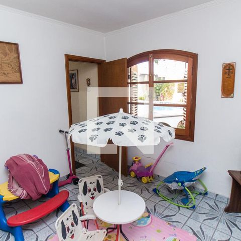 Casa à venda com 500m², 4 quartos e 3 vagasQuarto de Serviço