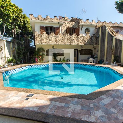 Casa à venda com 500m², 4 quartos e 3 vagasQuintal