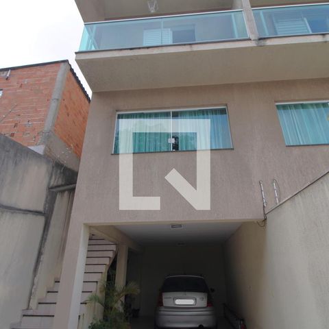 Casa à venda com 178m², 3 quartos e 4 vagasGaragem