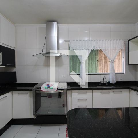 Casa à venda com 178m², 3 quartos e 4 vagasCozinha