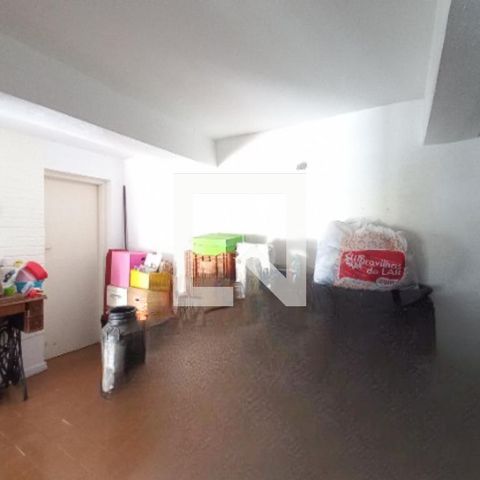 Casa à venda com 165m², 3 quartos e 5 vagasSala