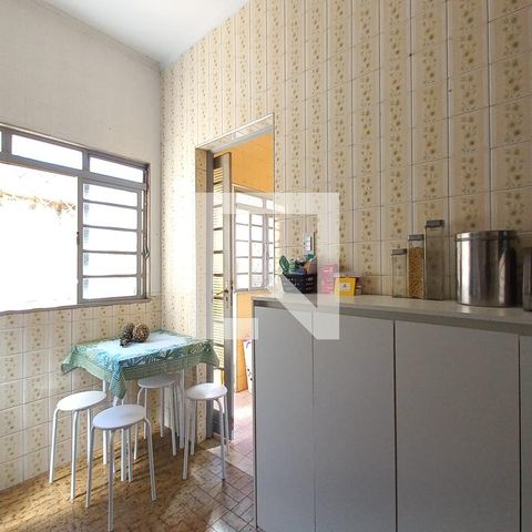 Casa à venda com 165m², 3 quartos e 5 vagasCozinha 