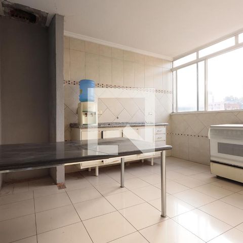 Apartamento à venda com 200m², 2 quartos e sem vagaCozinha