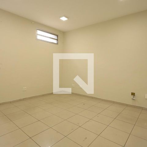 Apartamento à venda com 200m², 2 quartos e sem vagaEscritório 3