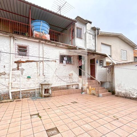 Casa à venda com 330m², 3 quartos e 2 vagasÁrea Externa