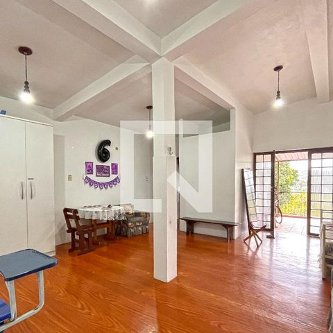Casa à venda com 330m², 3 quartos e 2 vagasSala 2