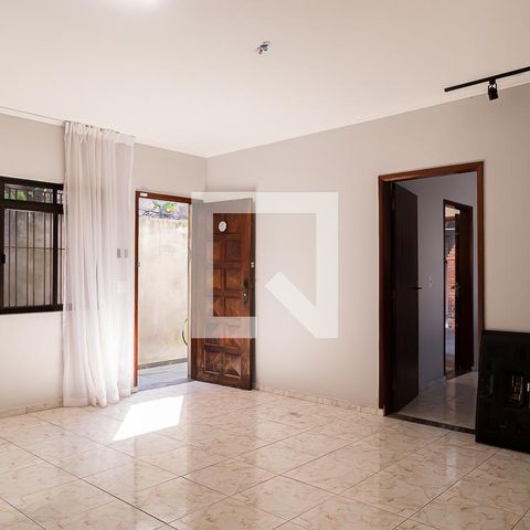 Casa à venda com 150m², 3 quartos e 1 vagaSala