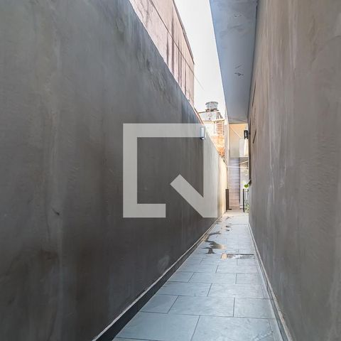 Casa à venda com 150m², 3 quartos e 1 vagaCorredor