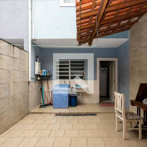 Casa à venda com 132m², 3 quartos e 2 vagasÁrea de Serviço