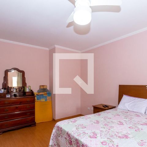 Casa à venda com 132m², 3 quartos e 2 vagasSuíte