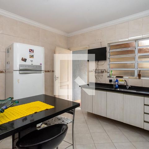 Casa à venda com 132m², 3 quartos e 2 vagasCozinha