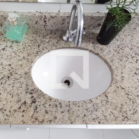 Apartamento à venda com 78m², 3 quartos e 2 vagasBanheiro da Suíte 